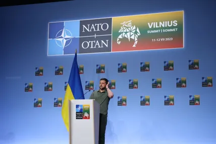 Володимир Зеленський на саміті НАТО. Фото із мережі