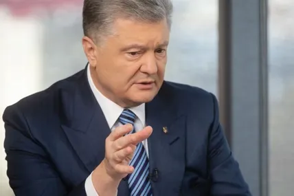 "Ми не дамо демонтувати демократію, Україну і українську державність", – Порошенко