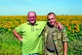 «Жінка, яка гуляла з таксою, запитала: «Що з цим хлопцем?». Лежав увесь у крові. Поліцейські сказали, що його хтось вбив...»