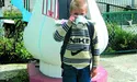 З такого дзбанка-криниці приємно води напитись!