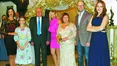 «Досі тримаємось за руки»